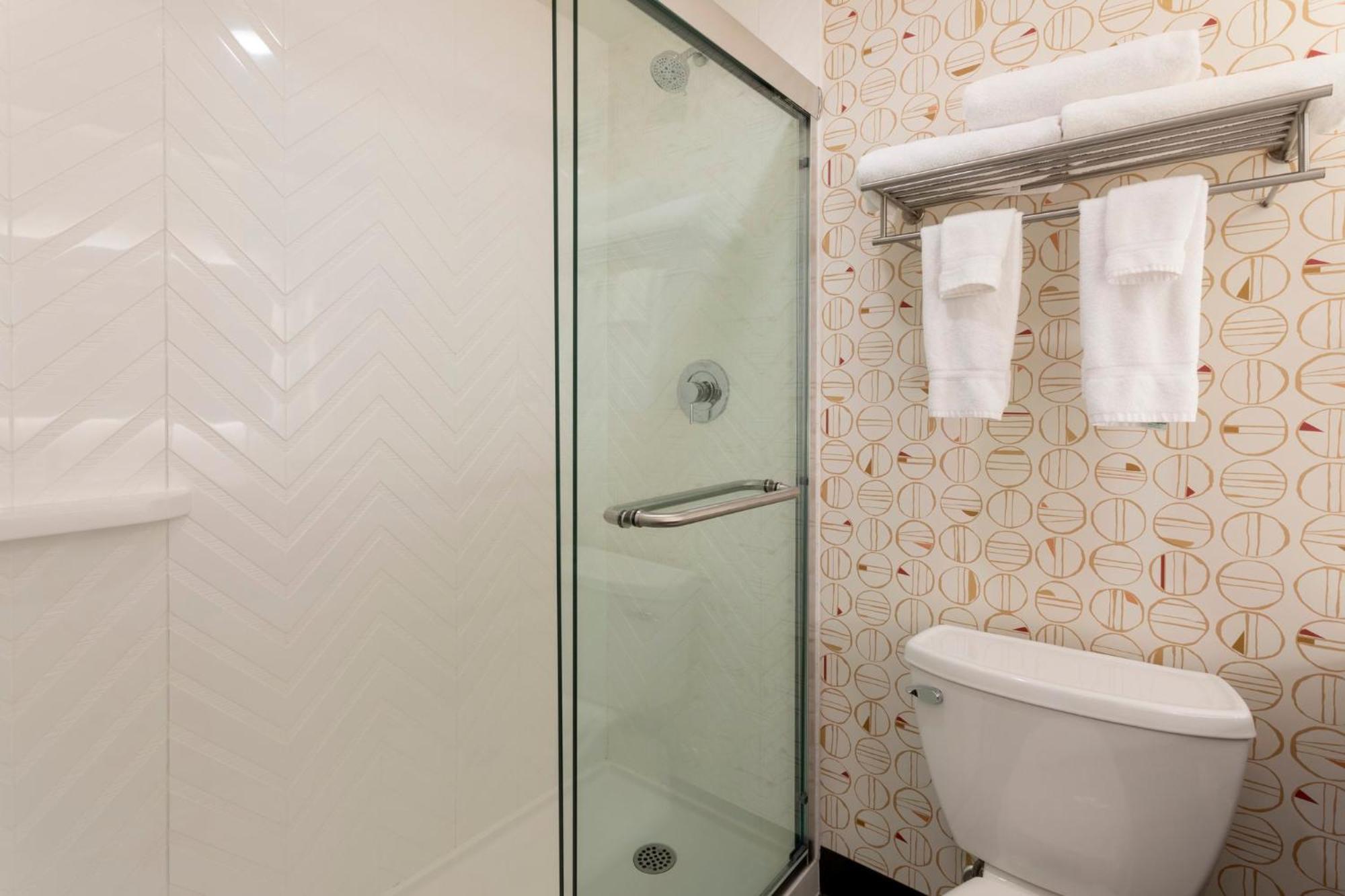 Holiday Inn Marquette By Ihg Εξωτερικό φωτογραφία