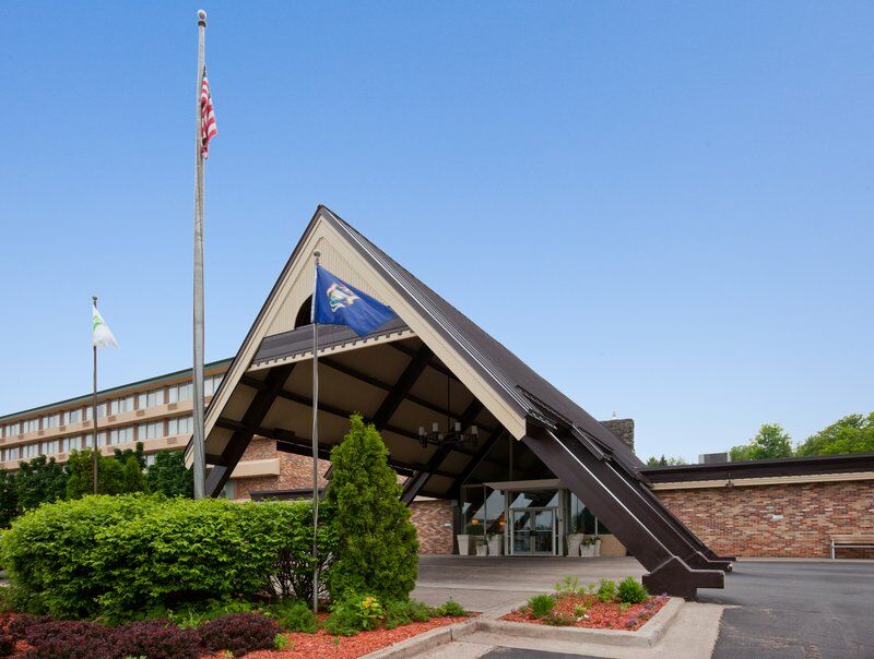 Holiday Inn Marquette By Ihg Εξωτερικό φωτογραφία